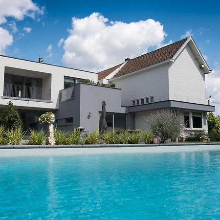 Les Valcaprimontoises Bed & Breakfast ชอดฟองเตน ภายนอก รูปภาพ