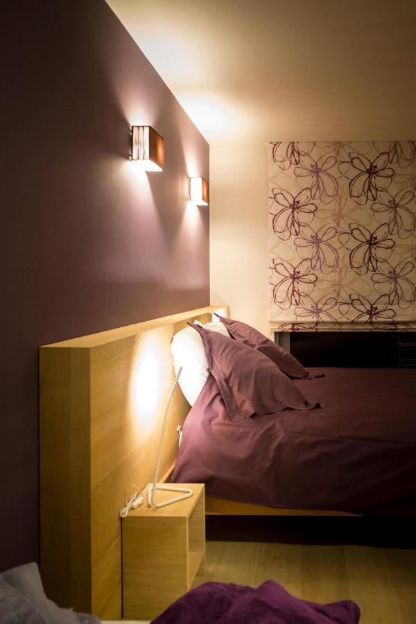 Les Valcaprimontoises Bed & Breakfast ชอดฟองเตน ภายนอก รูปภาพ