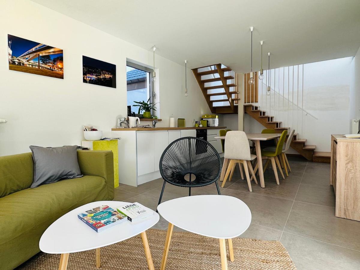 Les Valcaprimontoises Bed & Breakfast ชอดฟองเตน ภายนอก รูปภาพ