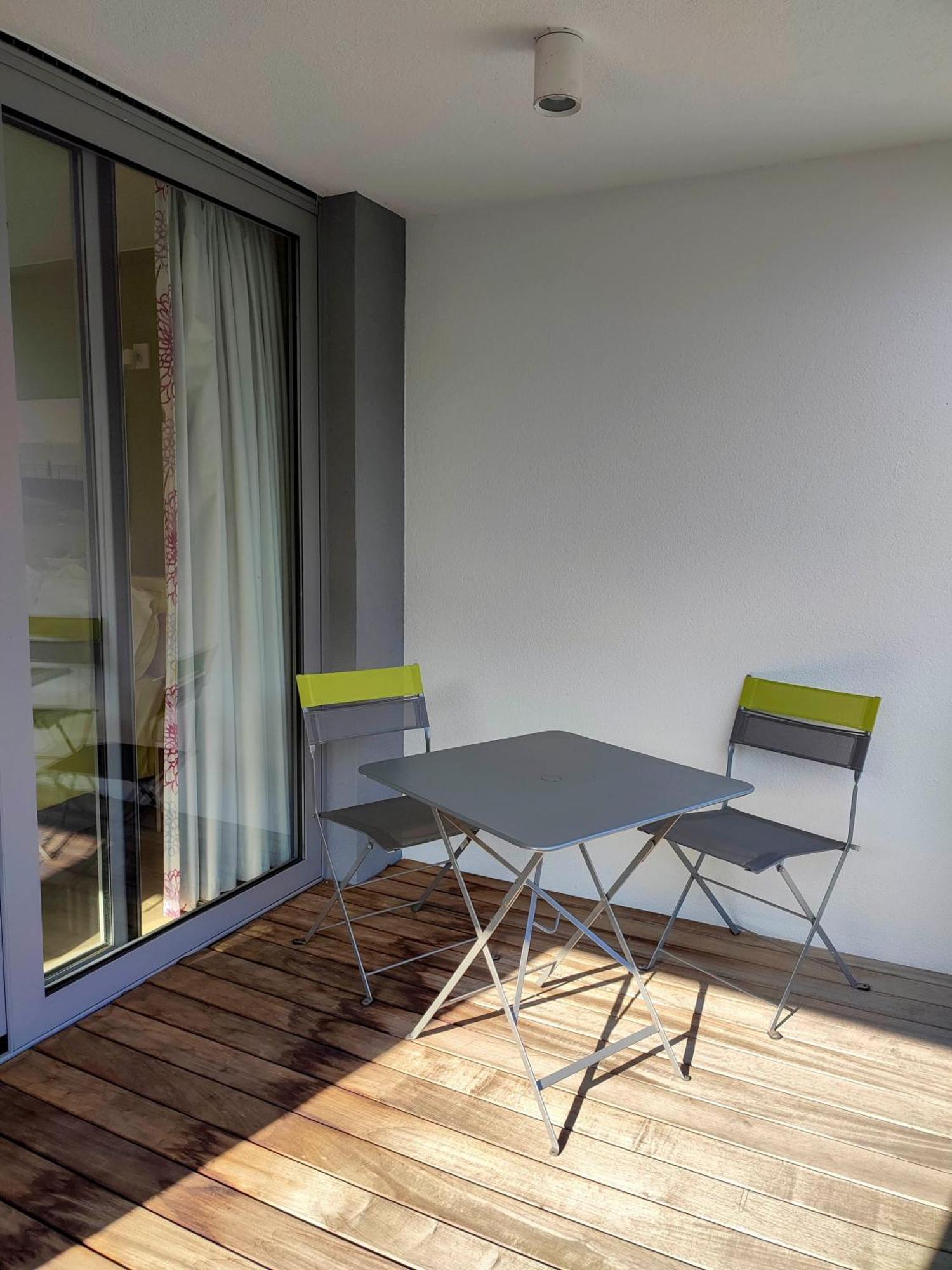 Les Valcaprimontoises Bed & Breakfast ชอดฟองเตน ภายนอก รูปภาพ